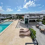 Central Apartment Near To Beach!