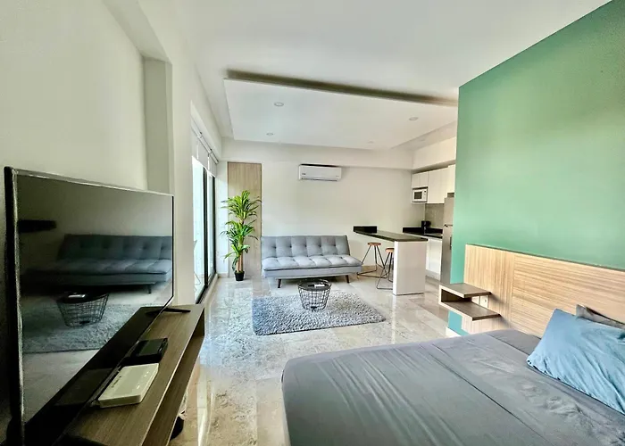 Central Apartment Near To Beach!